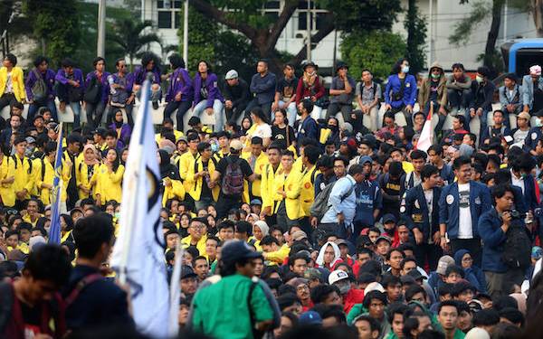 Photo of Jakarta Hari Ini: Akan Ada Aksi Demo Mahasiswa yang Lebih Besar